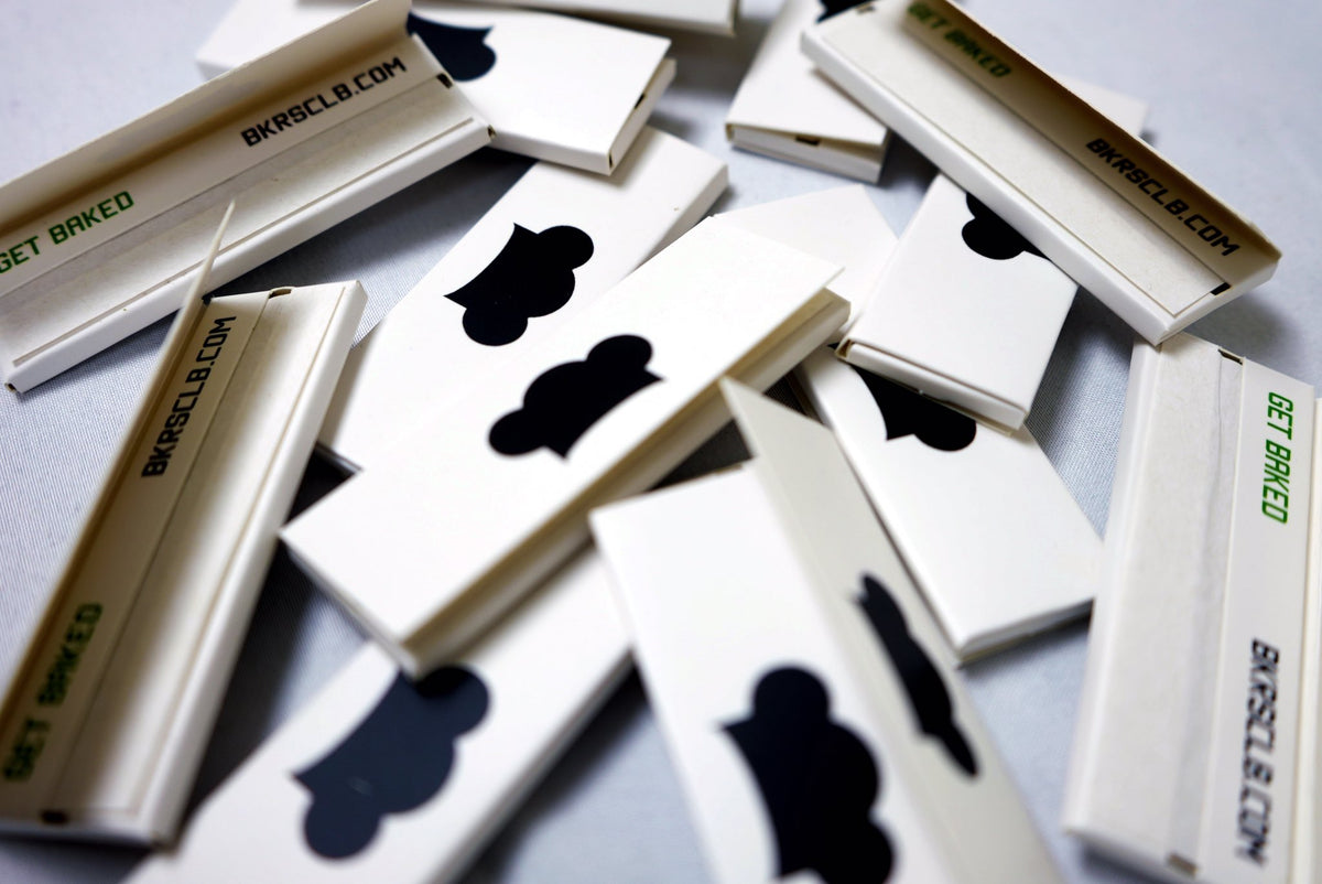 GET BAKED” Rolling Papers | Regular Size